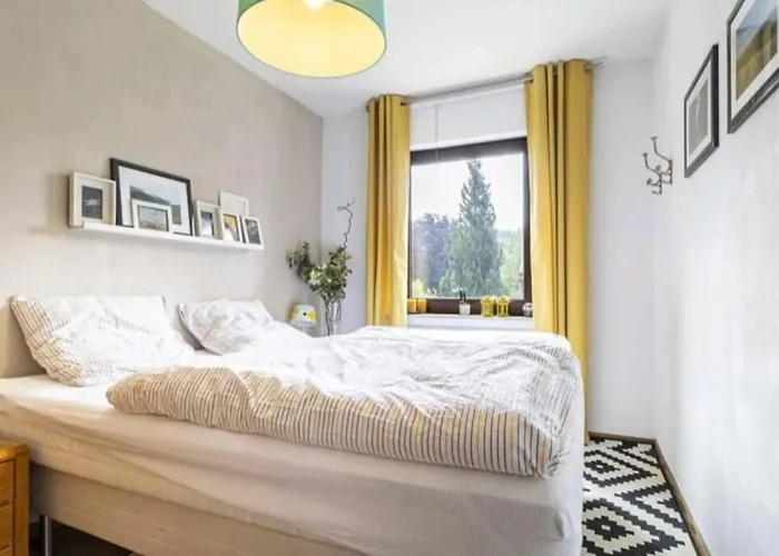 Lejlighed Mit Kamin-sonnendurchflutet-balkon *